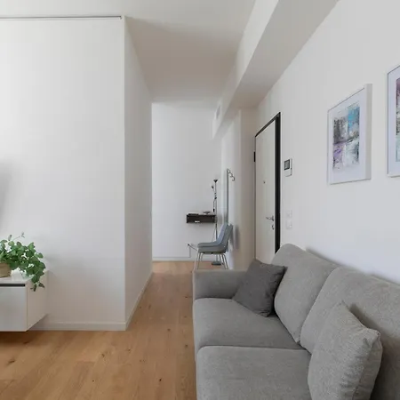 Apartment Ca' De Oro By Welchome Treviso